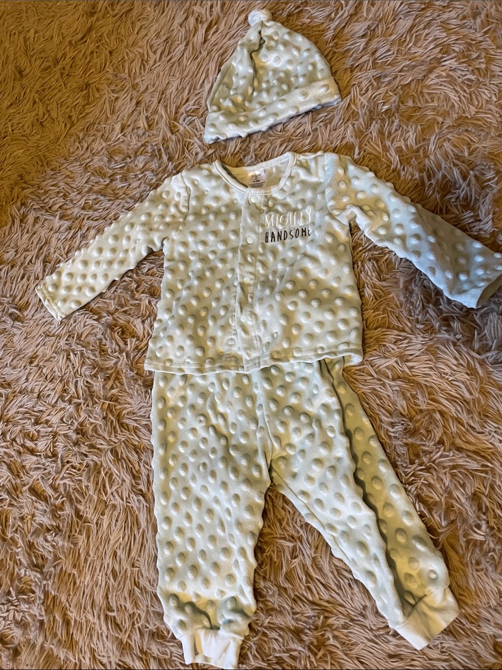 5/$25 Le Top Mint Green Textured Dot Baby Pajama Set with Hat EUC